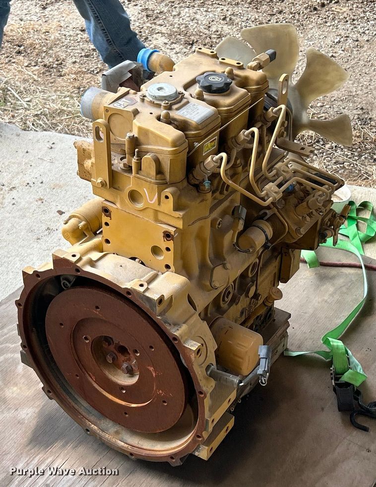 image for item FC5033 2021 Caterpillar C1.7 engine