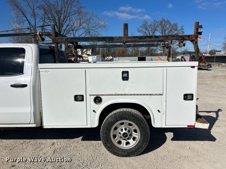 image for item FC5065 2015 GMC Sierra 3500HD Ext. Cab utility bed pickup truck