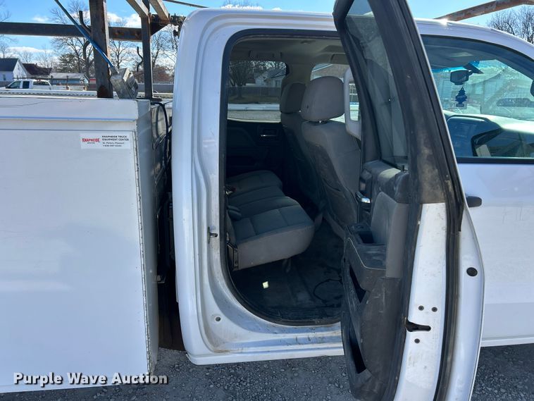 image for item FC5065 2015 GMC Sierra 3500HD Ext. Cab utility bed pickup truck