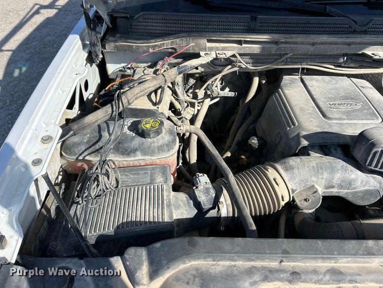 image for item FC5065 2015 GMC Sierra 3500HD Ext. Cab utility bed pickup truck