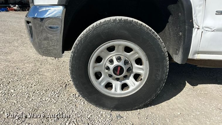 image for item FC5065 2015 GMC Sierra 3500HD Ext. Cab utility bed pickup truck