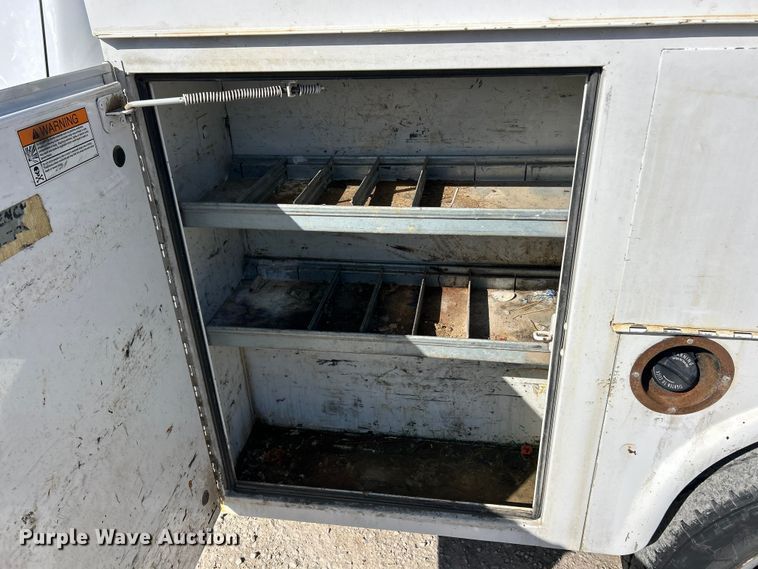 image for item FC5066 2015 GMC Sierra 3500HD Ext. Cab utility bed pickup truck