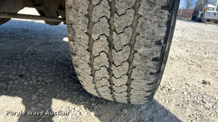 image for item FC5066 2015 GMC Sierra 3500HD Ext. Cab utility bed pickup truck