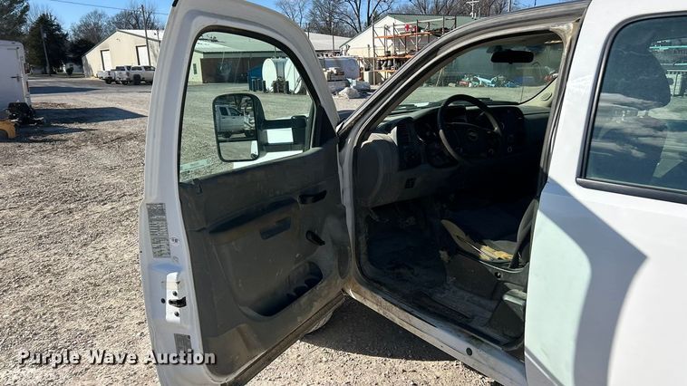 image for item FC5067 2010 Chevrolet Silverado 2500HD Ext. Cab utility bed pickup truck