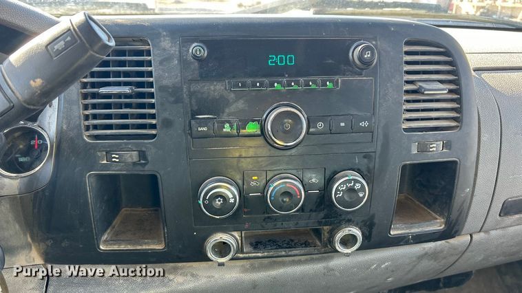 image for item FC5067 2010 Chevrolet Silverado 2500HD Ext. Cab utility bed pickup truck