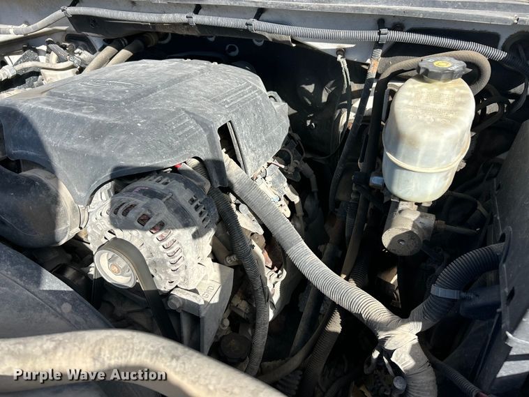 image for item FC5067 2010 Chevrolet Silverado 2500HD Ext. Cab utility bed pickup truck