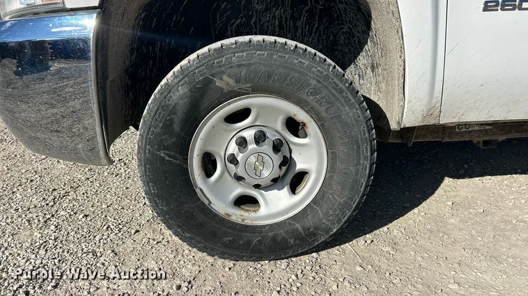 image for item FC5067 2010 Chevrolet Silverado 2500HD Ext. Cab utility bed pickup truck