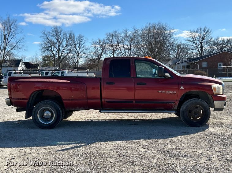image for item FC5068 2006 Dodge Ram 3500 Ext. Cab utility bed pickup truck