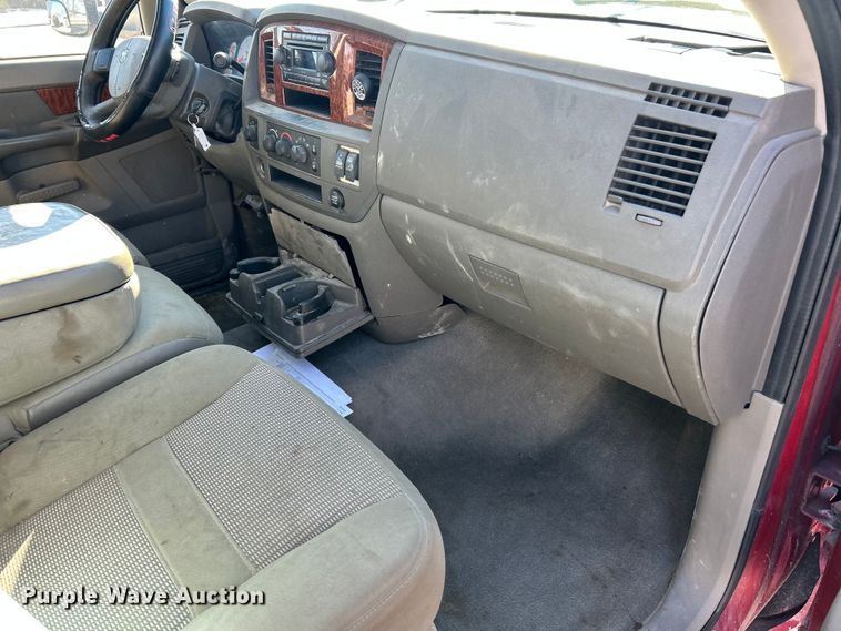 image for item FC5068 2006 Dodge Ram 3500 Ext. Cab utility bed pickup truck