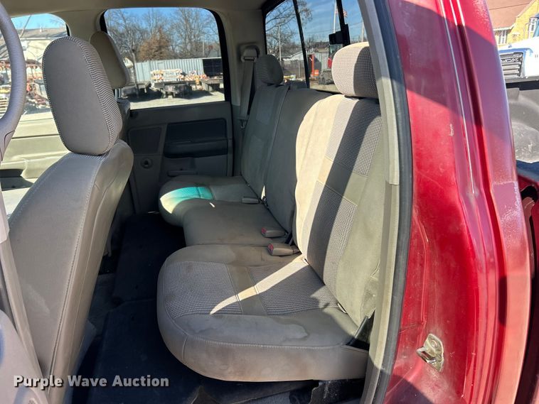 image for item FC5068 2006 Dodge Ram 3500 Ext. Cab utility bed pickup truck