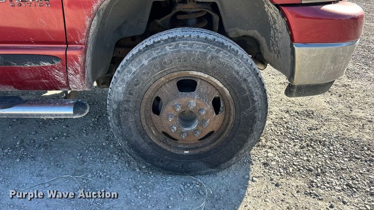 image for item FC5068 2006 Dodge Ram 3500 Ext. Cab utility bed pickup truck