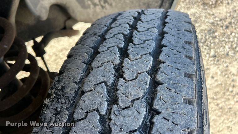 image for item FC5068 2006 Dodge Ram 3500 Ext. Cab utility bed pickup truck