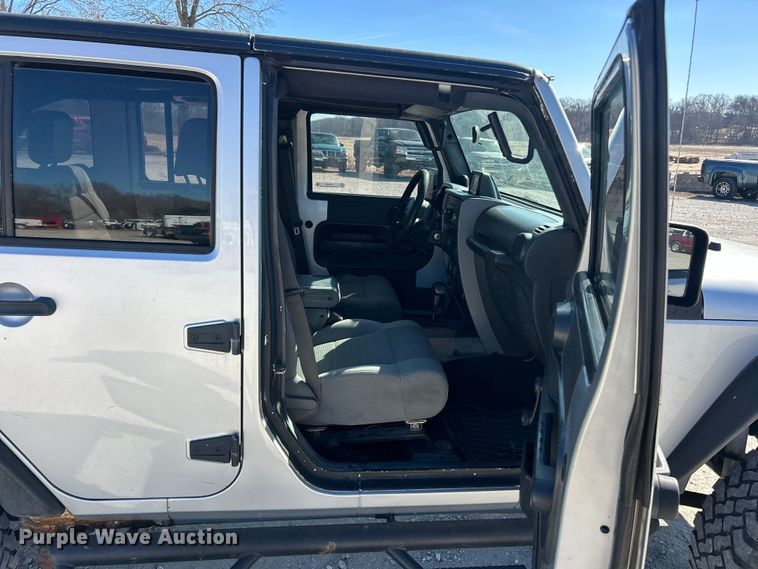 image for item FC5098 2007 Jeep Wrangler SUV