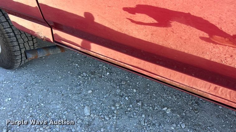 image for item FC5099 1996 Ford Bronco XLT SUV