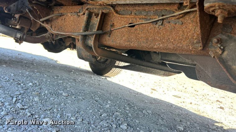 image for item FC5099 1996 Ford Bronco XLT SUV