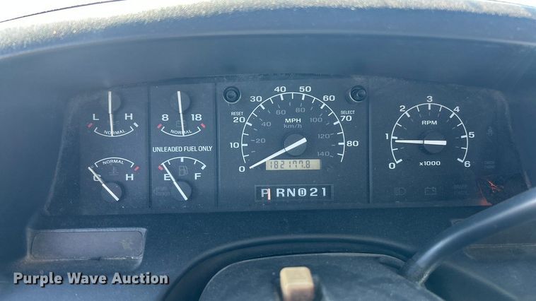 image for item FC5099 1996 Ford Bronco XLT SUV