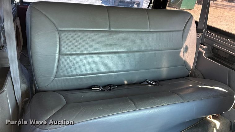 image for item FC5099 1996 Ford Bronco XLT SUV