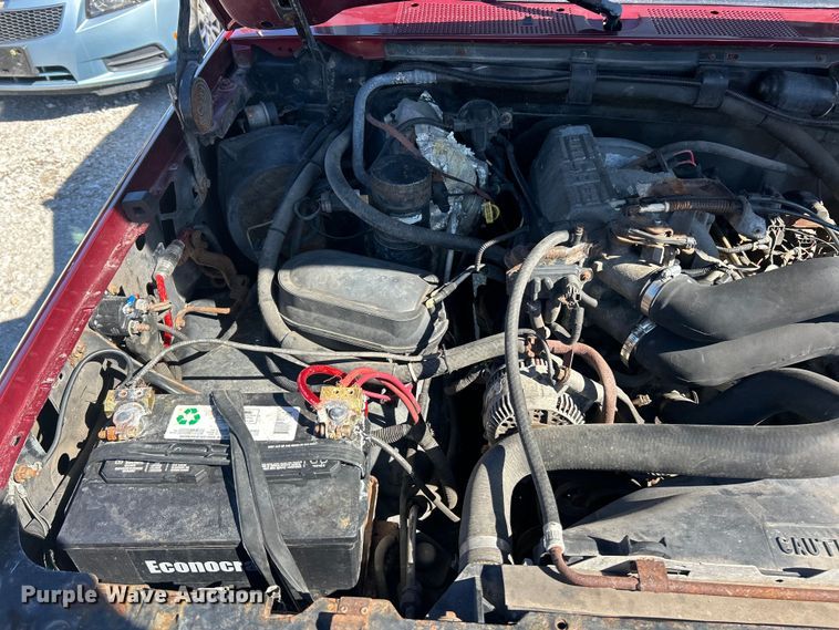 image for item FC5099 1996 Ford Bronco XLT SUV