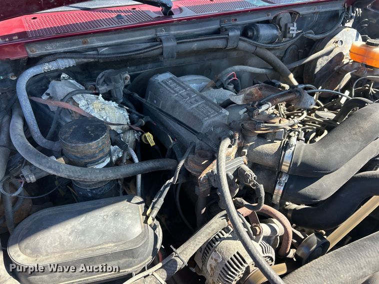 image for item FC5099 1996 Ford Bronco XLT SUV