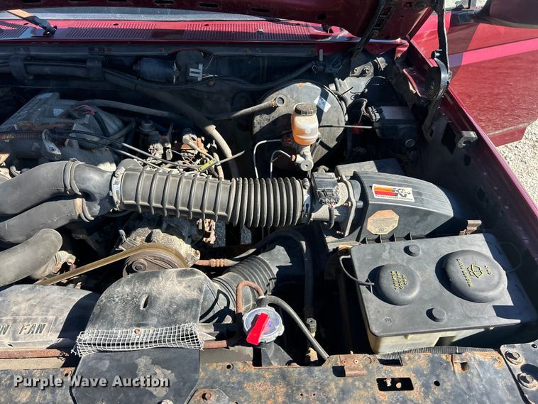 image for item FC5099 1996 Ford Bronco XLT SUV