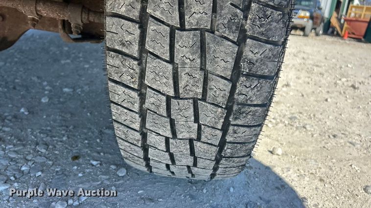 image for item FC5099 1996 Ford Bronco XLT SUV