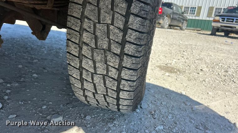 image for item FC5099 1996 Ford Bronco XLT SUV