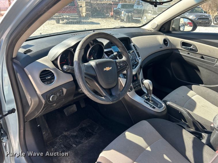 image for item FC5100 2011 Chevrolet Cruze 