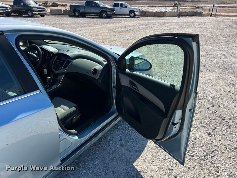 image for item FC5100 2011 Chevrolet Cruze 