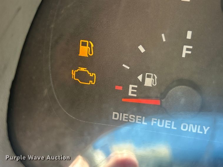 image for item FC5101 2004 Ford F250 Super Duty Ext. Cab pickup truck