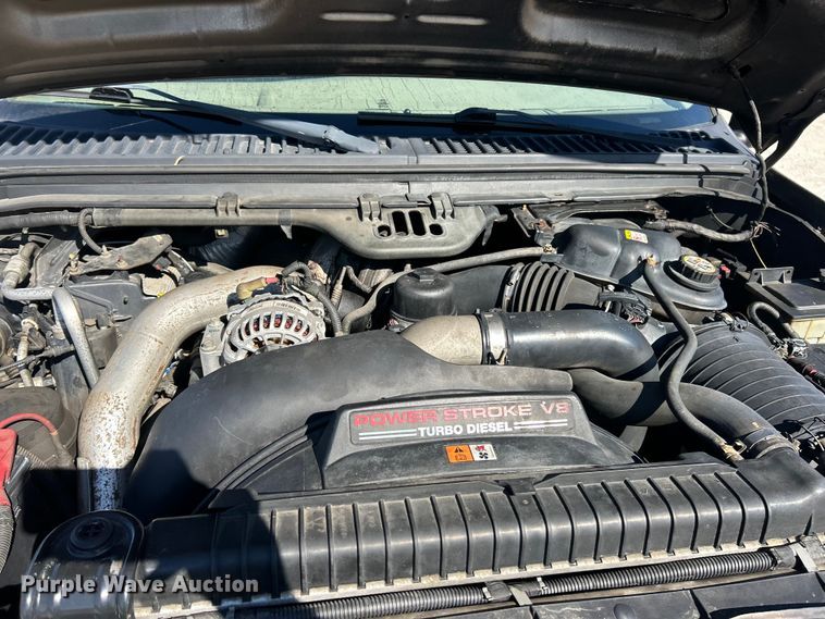 image for item FC5101 2004 Ford F250 Super Duty Ext. Cab pickup truck