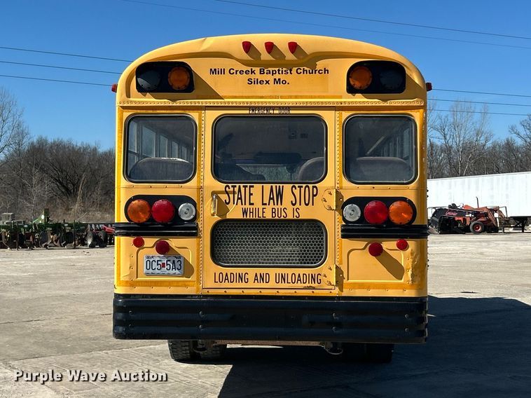 image for item FC5102 1998 Chevrolet B7 school bus