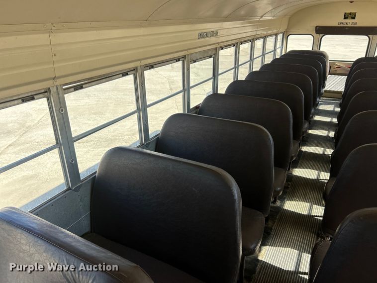 image for item FC5102 1998 Chevrolet B7 school bus