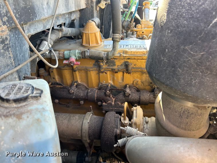 image for item FC5102 1998 Chevrolet B7 school bus