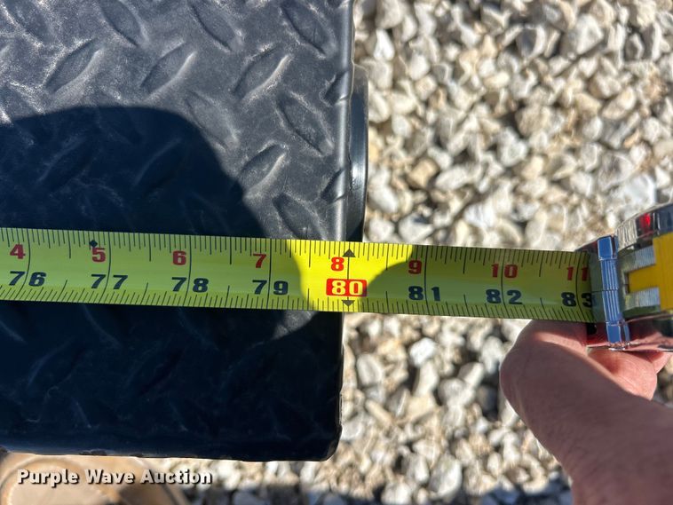 image for item FC5104 Circle D flatbed