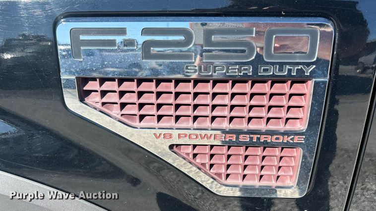 image for item FC5105 2009 Ford F250 Super Duty Crew Cab pickup truck