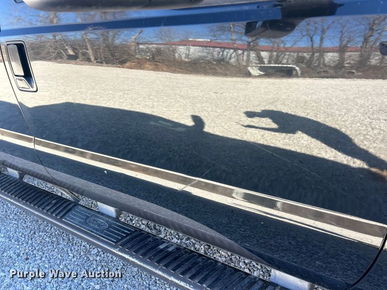 image for item FC5105 2009 Ford F250 Super Duty Crew Cab pickup truck