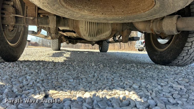 image for item FC5105 2009 Ford F250 Super Duty Crew Cab pickup truck