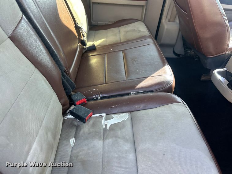 image for item FC5105 2009 Ford F250 Super Duty Crew Cab pickup truck