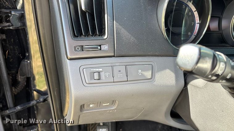 image for item FG0091 2013 Hyundai Sonata 