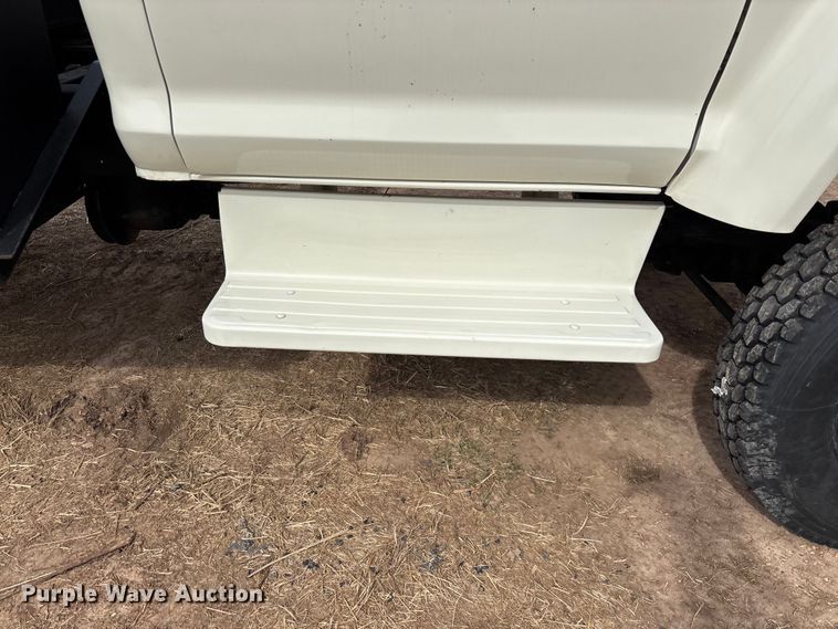 image for item FG0101 1976 Ford F600 tow truck