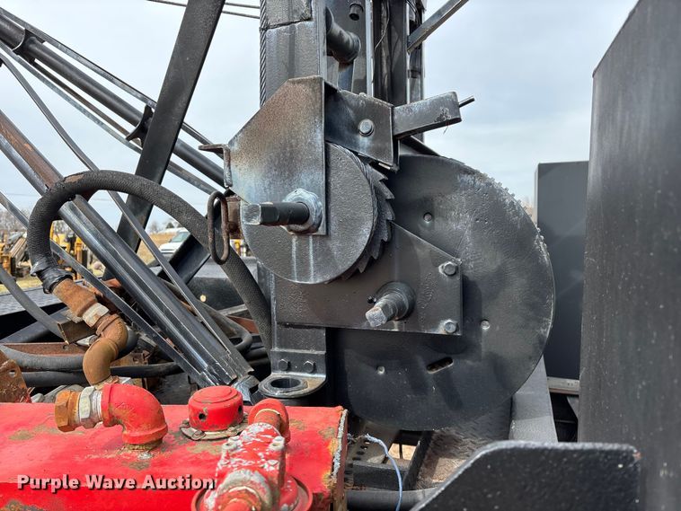 image for item FG0101 1976 Ford F600 tow truck