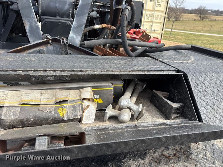 image for item FG0101 1976 Ford F600 tow truck