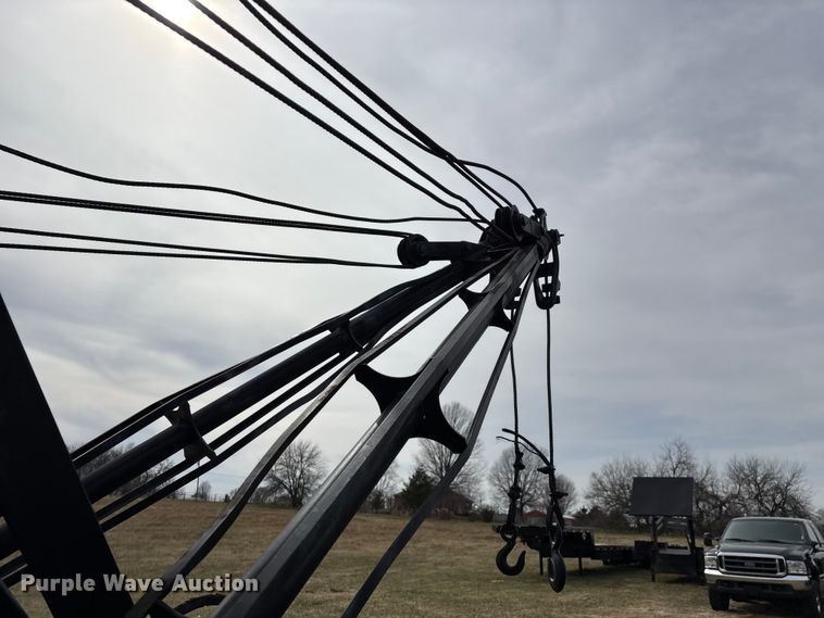 image for item FG0101 1976 Ford F600 tow truck