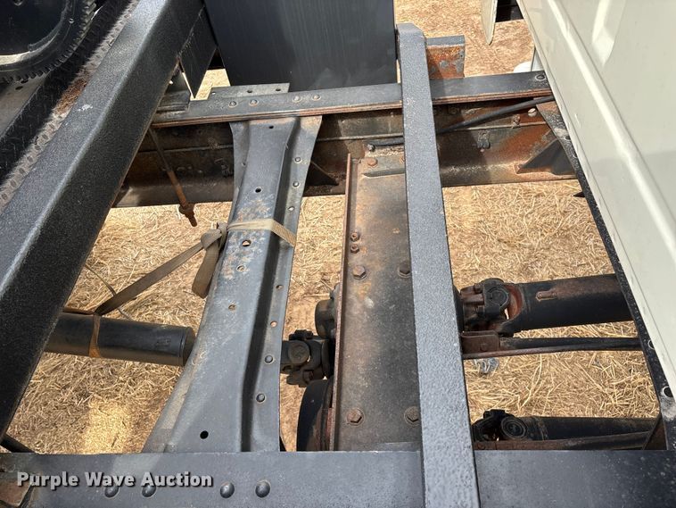 image for item FG0101 1976 Ford F600 tow truck