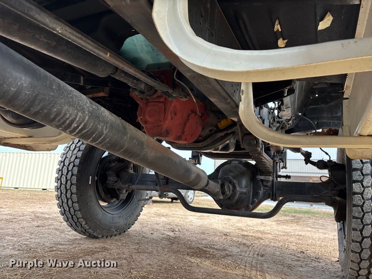 image for item FG0101 1976 Ford F600 tow truck