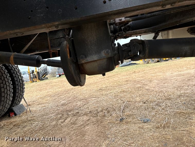 image for item FG0101 1976 Ford F600 tow truck