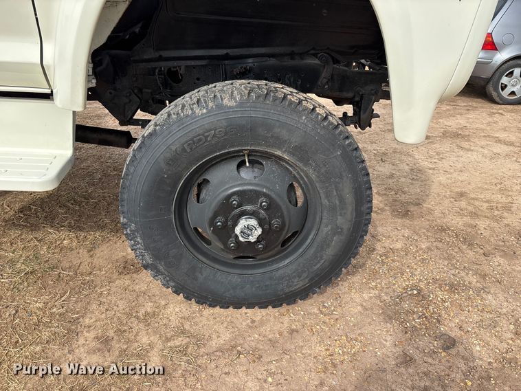 image for item FG0101 1976 Ford F600 tow truck