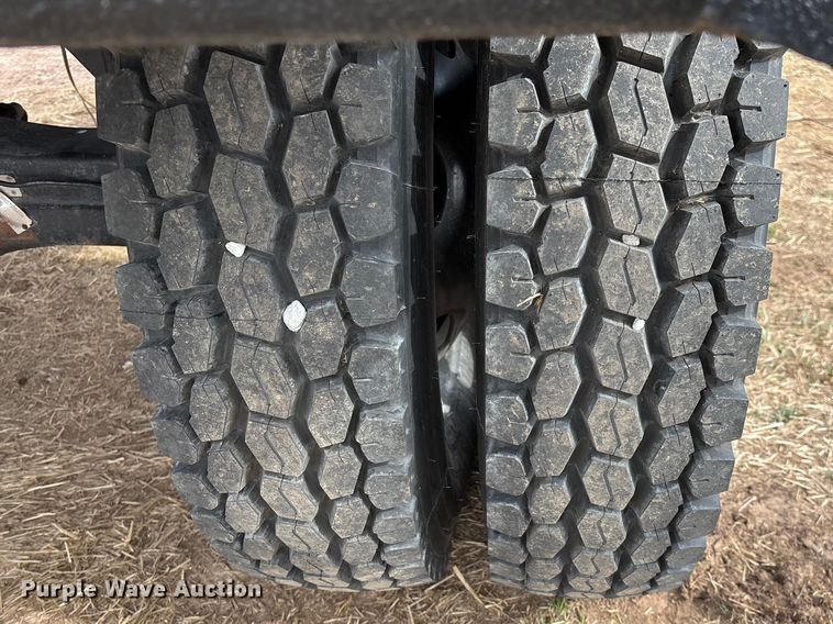 image for item FG0101 1976 Ford F600 tow truck