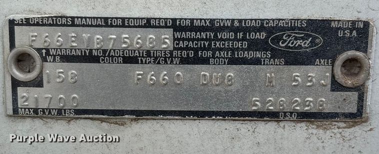 image for item FG0101 1976 Ford F600 tow truck