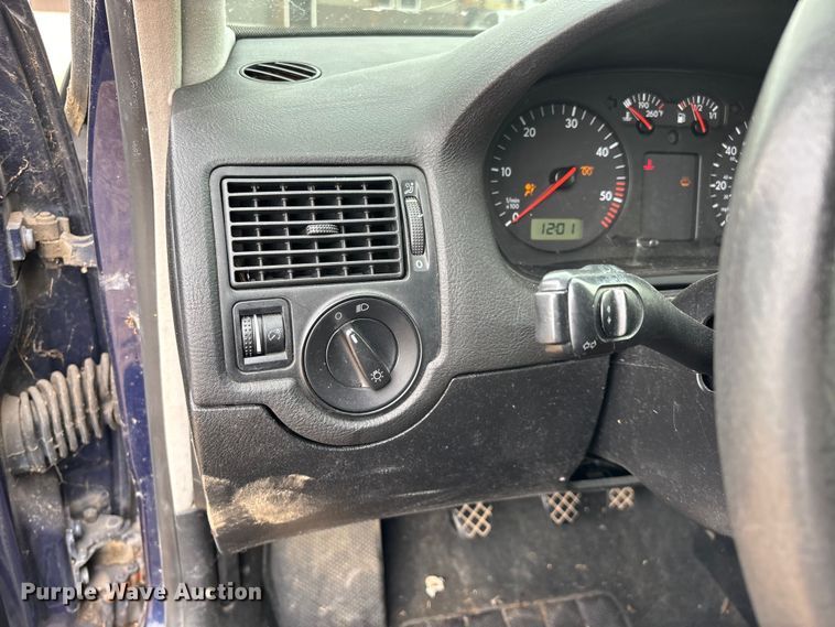 image for item FG0102 2000 Volkswagen Golf 